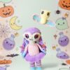 patron-amigurumi-vampira-pdf-23 Patrón amigurumi vampira PDF de Isobel con capa en colores pastel diseñado por Hola Cíclope